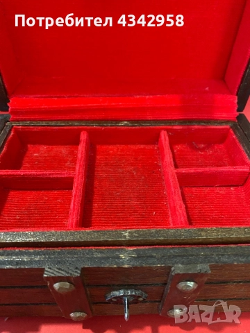 Старинна дървена кутия за бижута., снимка 5 - Антикварни и старинни предмети - 52532778