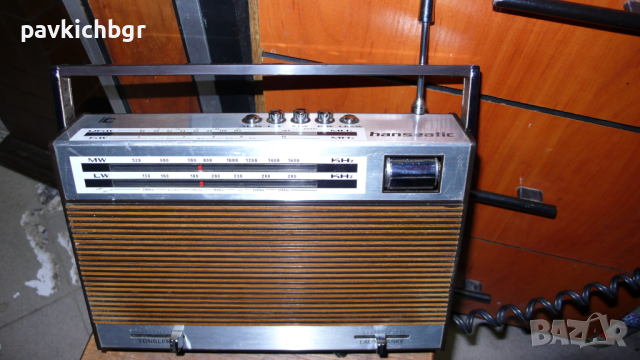 Колекционерско радио, снимка 6 - Радиокасетофони, транзистори - 44573201