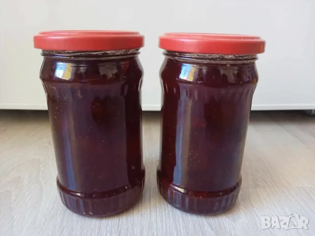 Домашно ароматно сладко от ягоди 314 мл.
