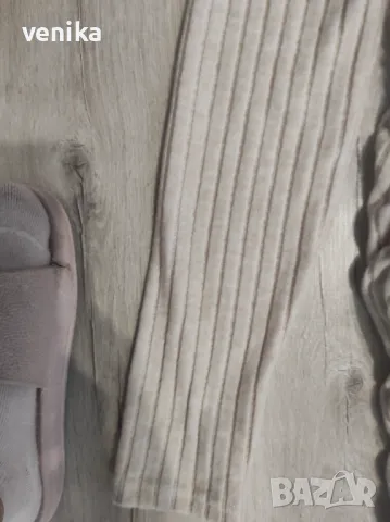 Дамски дрехи L размер , снимка 7 - Тениски - 49631856