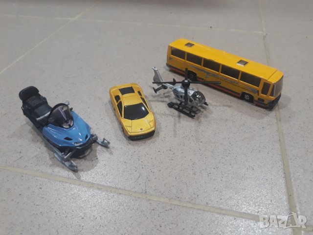 Железни колички - автобус - хеликоптер - моторна шейна сноуджет , снимка 4 - Колекции - 31292976