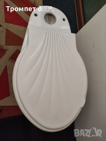 Продавам тоалетна моноблок 