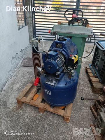 Зъболекарски компресор 