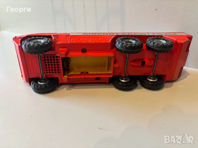 Corgi Метално камионче пожарна, снимка 9 - Колекции - 53923458