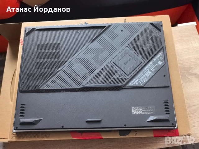 ASUS ROG Strix G18, снимка 6 - Лаптопи за игри - 54320671