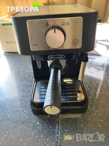 Кафемашина De'Longhi Stilosa EC260.BK с мощност 1100W и налягане 15 бара.