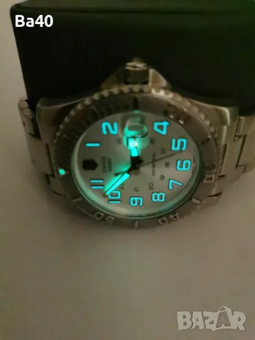 Швейцарски часовник  Victorinox Maverick II - 24703 , Quartz, Сапфир, 200m, 43mm, снимка 3 - Мъжки - 48357631