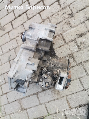 Скоростна кутия от Т4 2,5 TDI, снимка 2 - Части - 51894438