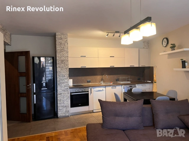 Двустаен апартамент под наем в Центъра, снимка 5 - Апартаменти - 54069000