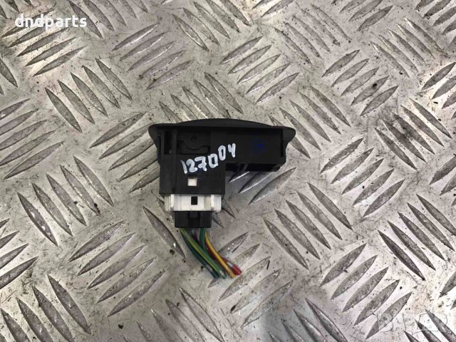 Бутон стъкло Toyota Avensis,2001г.