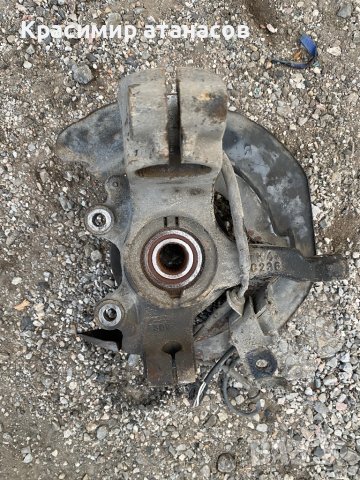 Шенкел преден Десен за Мазда 5.2007г.2.0Cd.143кс., снимка 2 - Части - 42725908