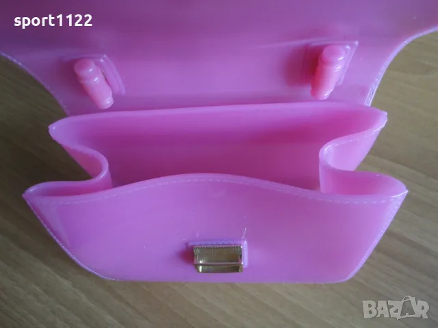Furla/оригинална силиконова чантичка, снимка 9 - Чанти - 48963746