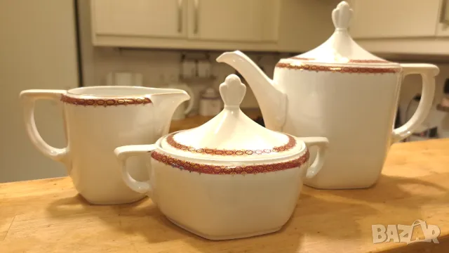 Стар чехословашки сервиз за чай