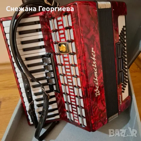 Продавам работещ запазен акордеон Велтмайстер Серино 80 баса