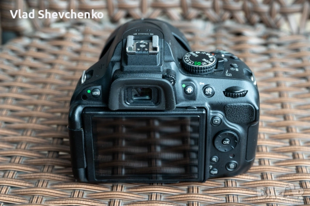 Nikon D5200 + Nikon AF-S DX 35mm f/1.8G, снимка 6 - Фотоапарати - 54095251