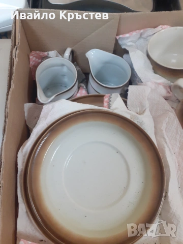 Продавам керамичен кафе сервиз , снимка 4 - Сервизи - 54353006