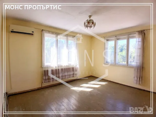 Втори етаж от къща с градинка и гараж до Дома на културата в гр. Севлиево, снимка 1