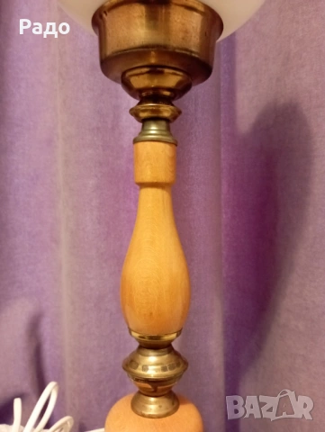 Комплект от две  лампи с бели стъклени абажури, снимка 4 - Настолни лампи - 53290968