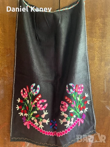 Фолклорна престилка