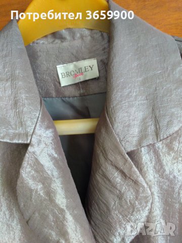 Дамско официално сако, Bromley,размер 12, снимка 2 - Сака - 42662203