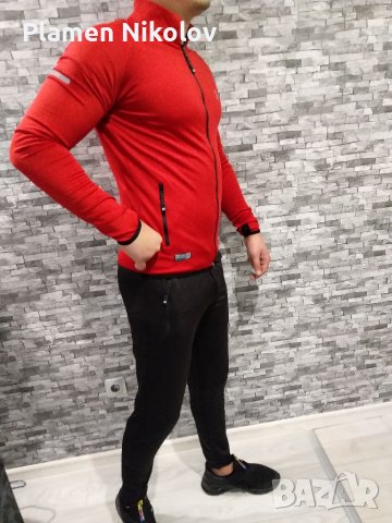 Спортен екип UNDER ARMOUR , снимка 6 - Спортни дрехи, екипи - 38424655