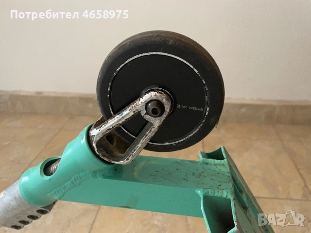 Тротинетка за трикове СПЕШНО, снимка 4 - Други спортове - 53053901