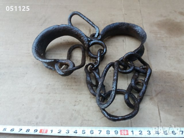 комплект ковани масивни букай , окови , пранги , белезници , снимка 16 - Антикварни и старинни предмети - 31758847