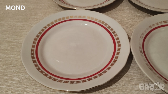 Български процелан - комплект чинии, снимка 3 - Чинии - 52866145