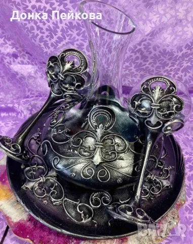 Ръчно изработен сервиз . декантер с две чаши и плато в сребро, снимка 5 - Сервизи - 49093349