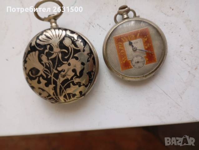 Часовници, снимка 3 - Антикварни и старинни предмети - 52938817