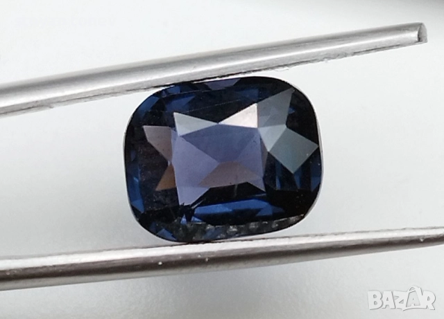 Елитен кобалтово син шпинел 1.53кт. от Мианмар! Нов!