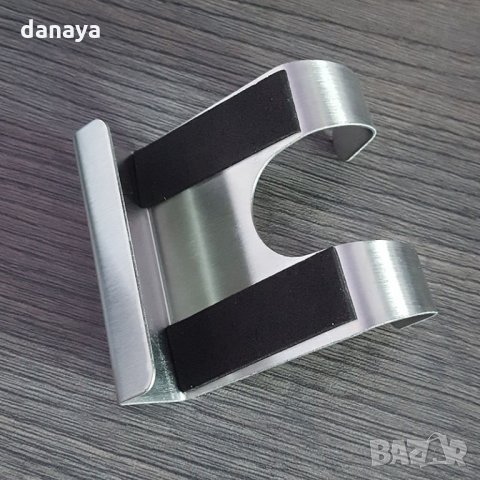 1927 Метална закачалка за вратичка на шкаф с две куки за закачане, снимка 3 - Закачалки - 31417905