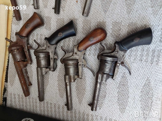 Лот капсулни пистолети Лефуше 200 евро. за брой, снимка 3 - Антикварни и старинни предмети - 52589925