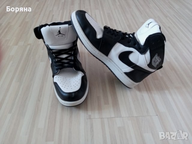 Високи кецове Nike Air Jordan 41 номер, снимка 1 - Спортни обувки - 36674196