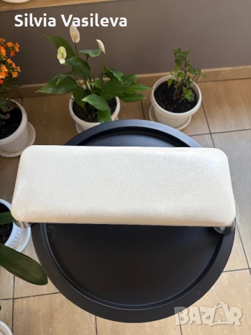 Подложка за маникюр