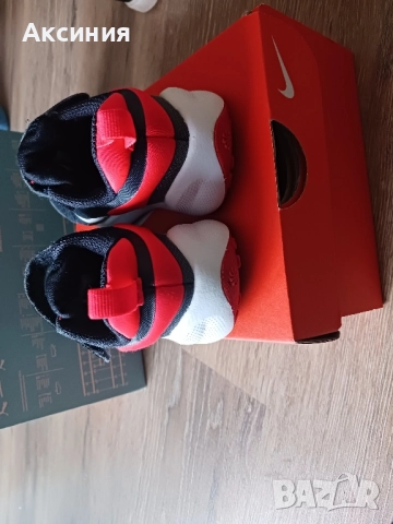 детски маратонки Nike, снимка 3 - Детски маратонки - 52500067