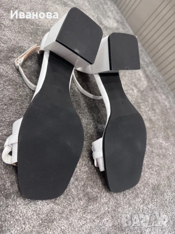Чисто нови дамски сандали 36 номер, снимка 4 - Сандали - 50928783