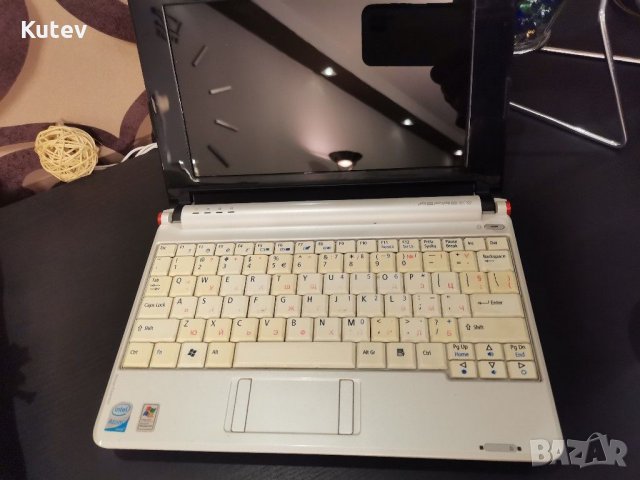 Acer Aspire One, снимка 3 - Лаптопи за дома - 30636984