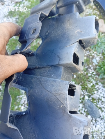 Основа за решетка в бронята тойота ярис 3 2017-2020г 53111-0DB10 , снимка 3 - Части - 52268471