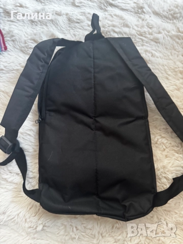 Nike черна малка спортна раница – модел с преден джоб, снимка 2 - Раници - 52433788