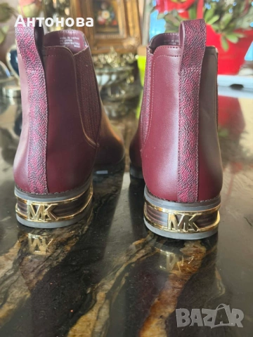 Продавам дамски боти от естествена кожа на Michael Kors като нови