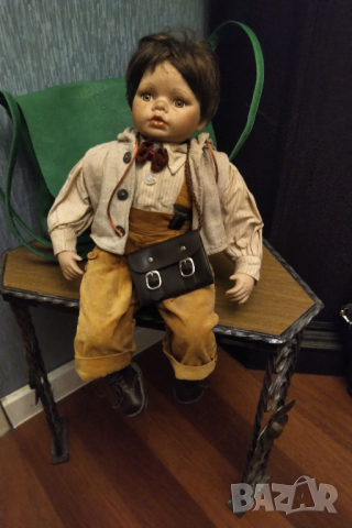 КОЛЕКЦИОНЕРСКА РЕТРО ПОРЦЕЛАНОВА КУКЛА 