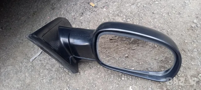 Дясно огледало Chrysler Voyager IV, снимка 2 - Части - 49607373