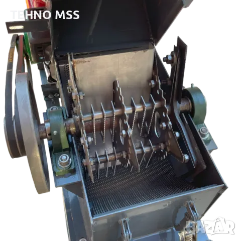 Дробилка за фураж, Фуражомелка с бензинов двигател, 7,5 к.с. (сено, люцерна, пшеница, овес и др.), снимка 6 - Градинска техника - 50218874