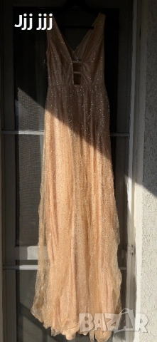 Официална рокля