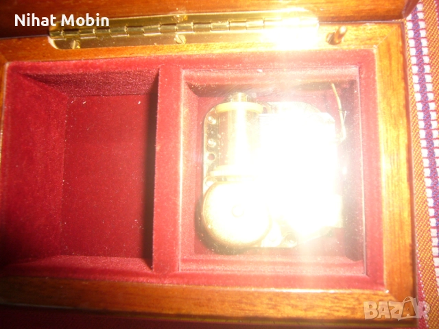 Малка хармоника и музикална кутия, снимка 11 - Антикварни и старинни предмети - 52394062