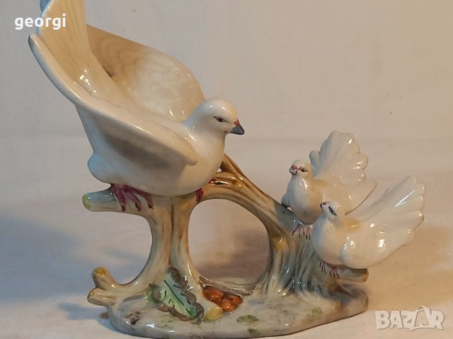 Порцеланова фигурка гълъби , снимка 1 - Колекции - 40490032