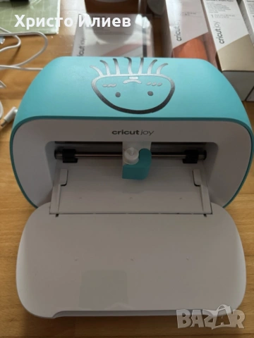 Режещ плотер Cricut Joy с аксесоари, снимка 2 - Принтери, копири, скенери - 53983155
