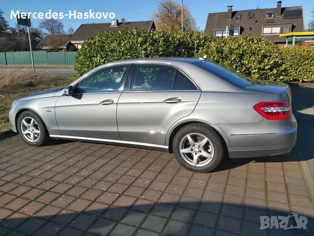 Mercedes-Benz Mercedes E250, снимка 4 - Автомобили и джипове - 36664783