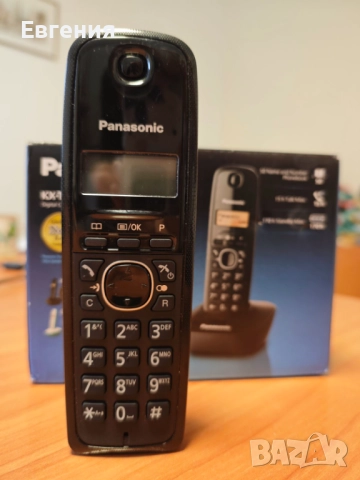 Безжичен телефон Panasonic KX-TG1611